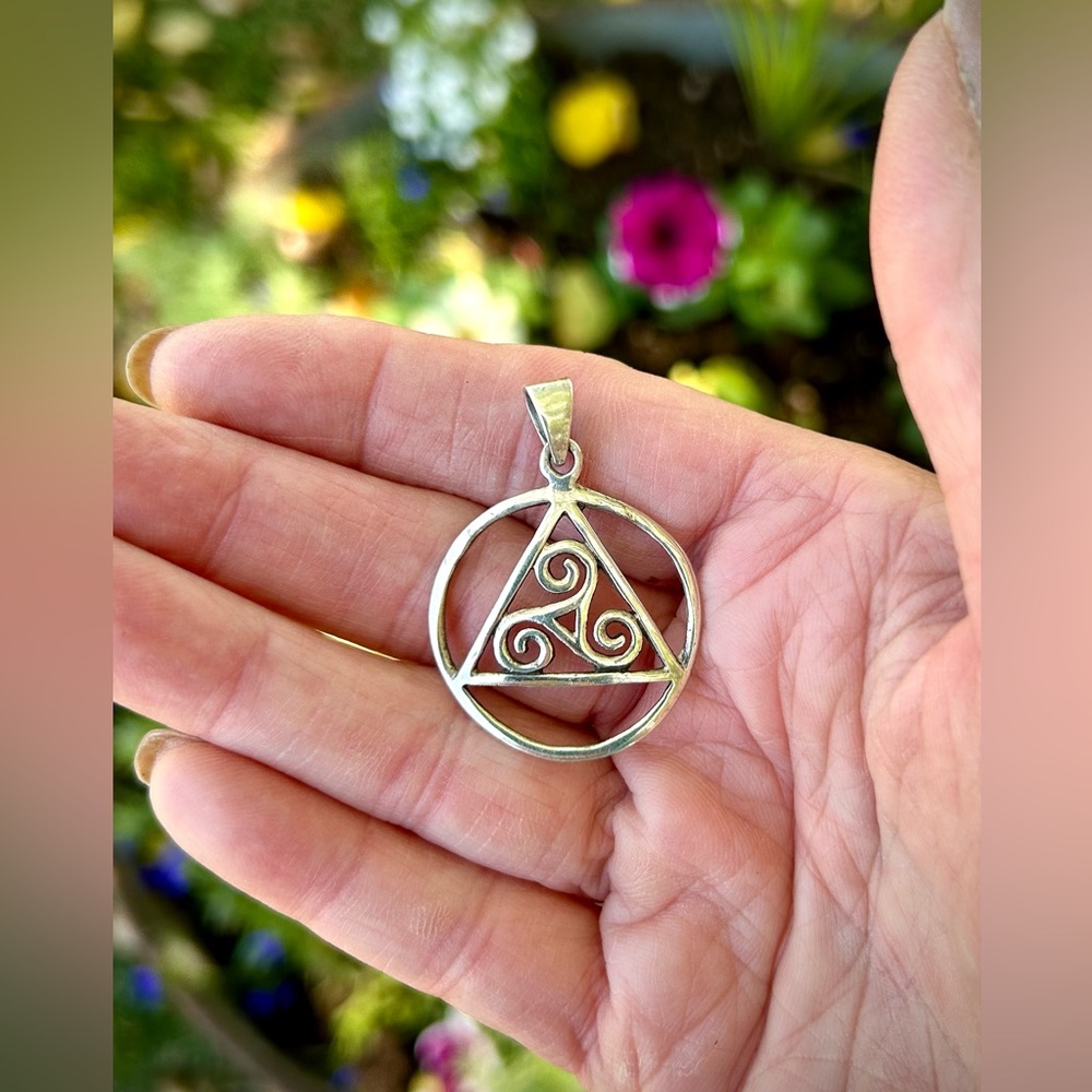 Celtic Pendant Sterling Silver